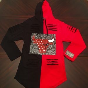 Hooded long sleeve shirt